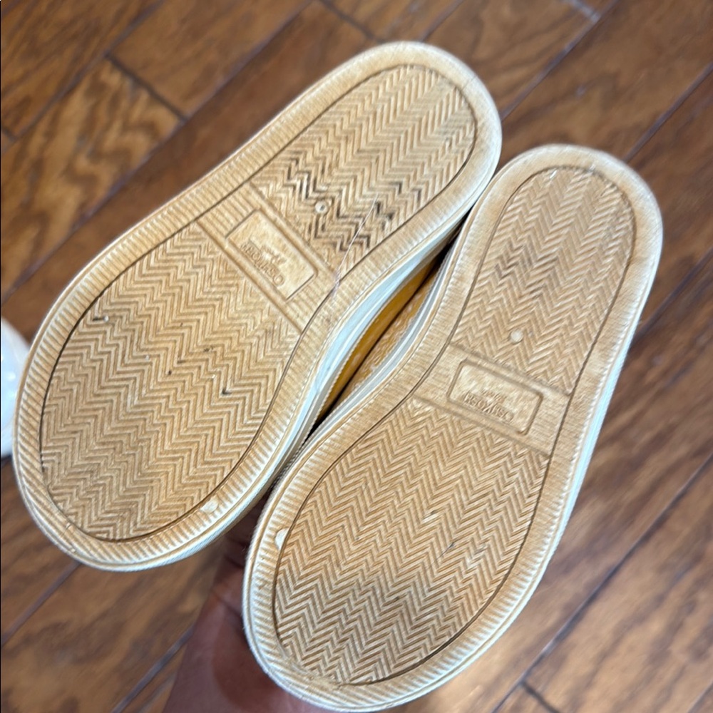 Keds, Toms, Vans, Stride Rite, OshKosh Shoes - Picture 9 of 16